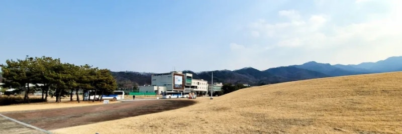 [월 50만 원 저축 시 최대 2,255만 원] 연 최고 19.4% 효과 누리는 2026 하반기 청년미래적금 2차 신....