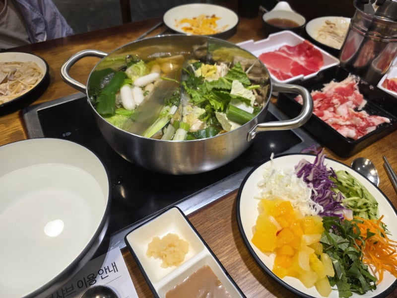 수원터미널맛집 로운샤브샤브 가을 외식 추천