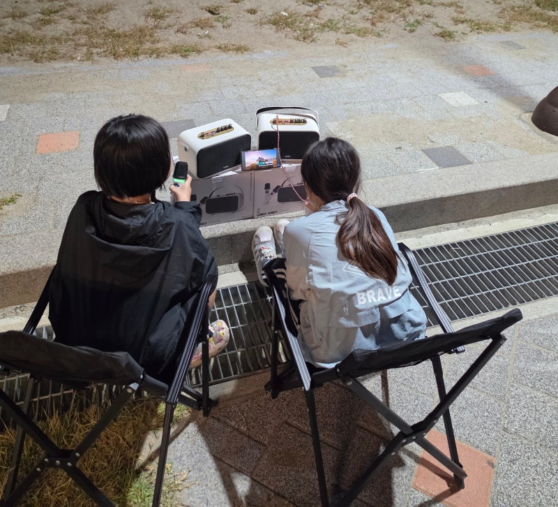 coms 블루투스 TWS 노래방 스피커앰프 캠핑하며 즐겨보기