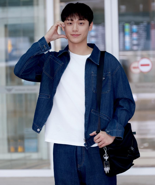 The Bag Lee Do-hyun Casually Carried at the Airport... It Cost 3.3 Million Won