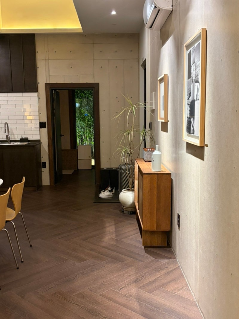 Aewol Accommodation: Seo-eul, a New Private House with Jacuzzi for 260,000 Won – Incredible Value!