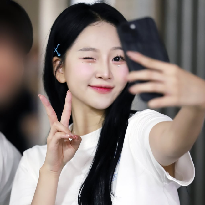 “배구에서 시작해 프로 4대 종목을 모두 경험했다?” 이연진 치어리더, SSG 27번이 된 ‘연디....