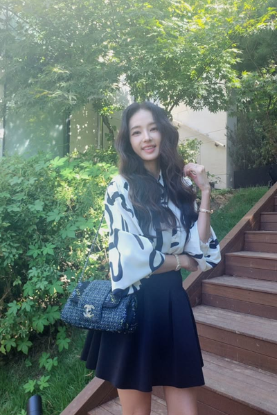“또 달라진 것 같은데?” 한채영, 최근 사진 공개하자 다시 불거진 성형설
