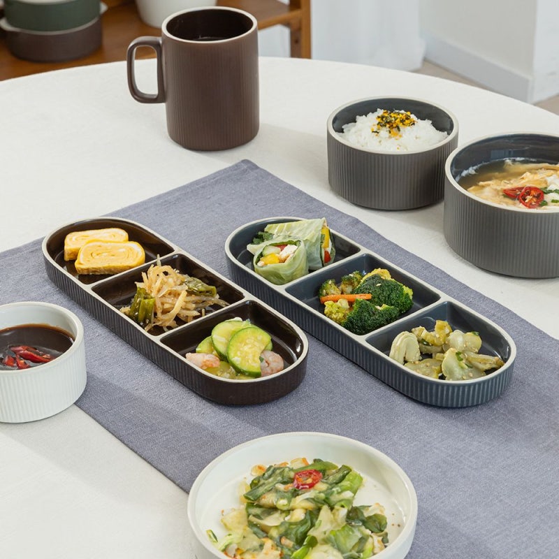 윤도자기 차곡 3절 나눔접시, 반찬 여러 개 올려도 식탁이 깔끔해져요