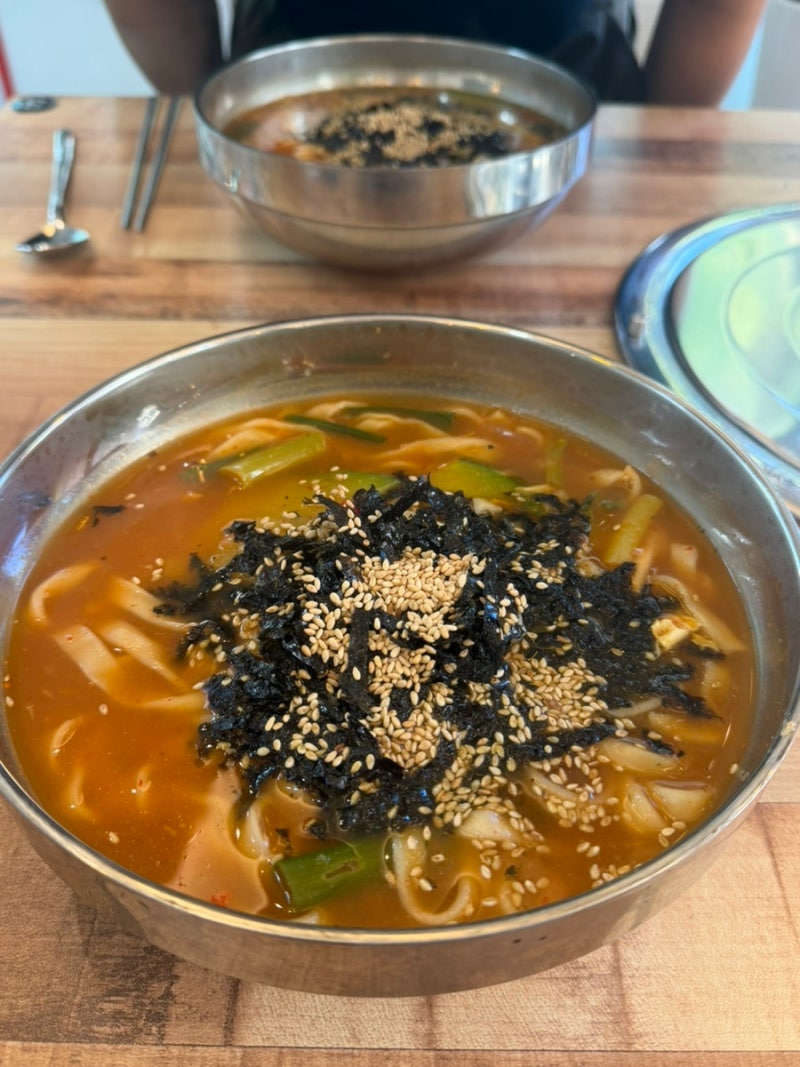 강릉 현지인 맛집 포남동 맛사랑장칼국수 후기