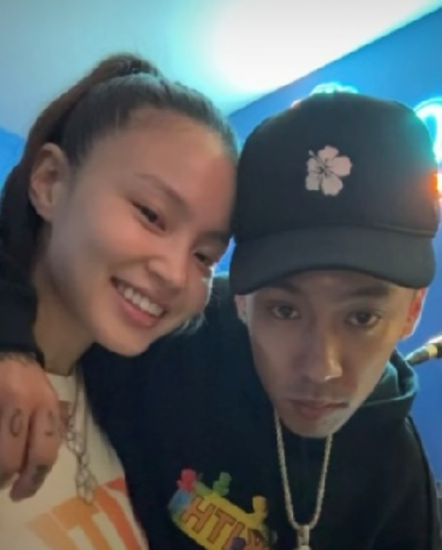 도끼 이하이 결혼? 무대서 무릎까지, 6살 나이차·5년 열애·첫 만남 총정리