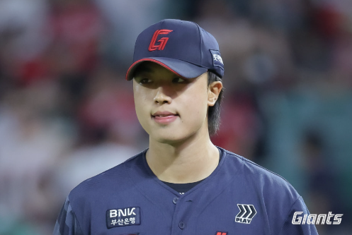 마운드 위를 지키는 롯데 자이언츠의 새로운 수호신, 김태형이 인정한 박정민의 모든 것!