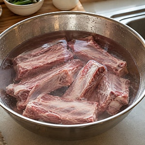 돼지갈비찜 압력솥 시간과 돼지갈비찜 레시피 핏물 빼는 순서까지 확인