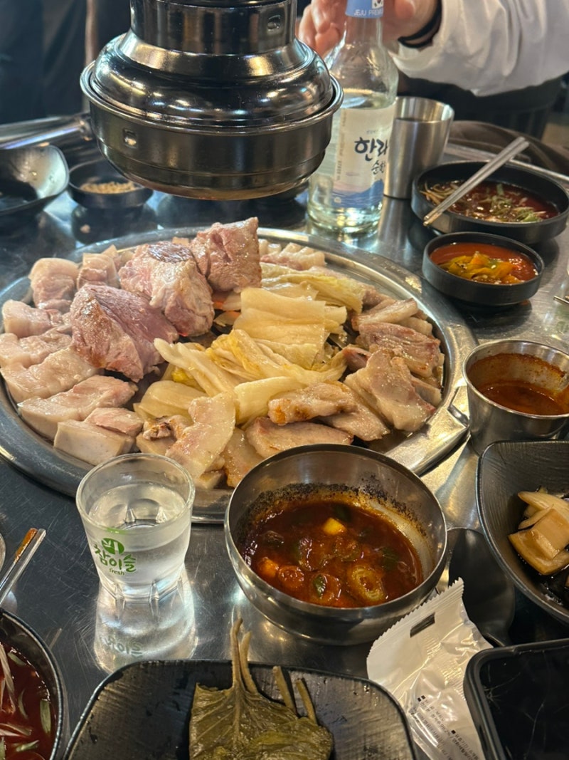 제주 협재 흑돼지 맛집｜깡촌흑돼지 협재점 다녀온 후기 !