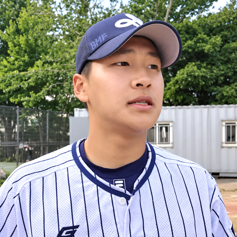 “좌완 147km인데?” 홍성흔 아들 홍화철, KBO 미지명된 진짜 이유