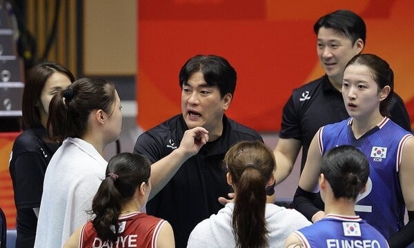 김연경 없으니 日이 무시했다…한국 여자배구 0-3 참패에 일본이 남긴 충격 한마디