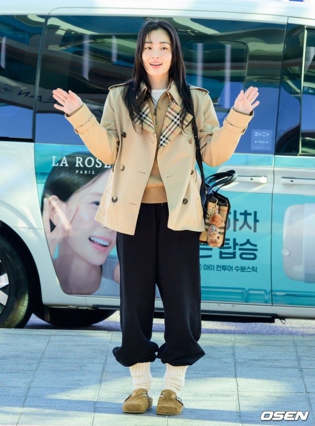 김나영 vs 김민하, 버버리트렌치 코디의 승자는?