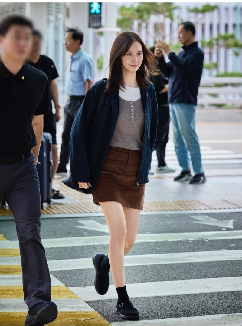 르무통 메리제인 운동화 윤아 공항패션｜얼마나 편하길래 이렇게 인기일까? ✈️