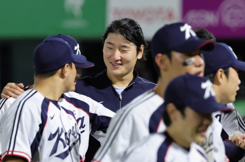 곽빈에게 안타 하나 못 쳤다…대만전 6이닝 10K 무피안타, 에이스가 보여준 차이
