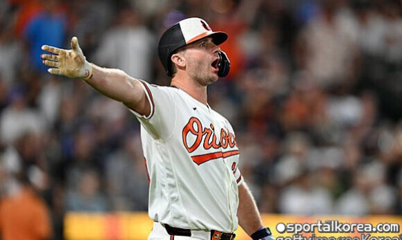 [MLB] "2101억 거포 알론소 40호포 연두타 폭발"...MLB 150년 역사상 최초 양대 리그 타점왕 달성할....