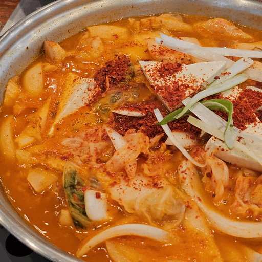 안산 사동 작은 가게에서 시작해 고잔동으로! 3대째 이어온 [초부리 김치찌개] 안산 맛집 후....