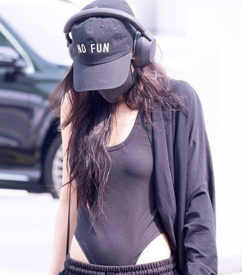 카리나·제니도 입었던 그 속옷 브랜드.. 드디어 한국에 매장 여는 스킴스 SKIMS