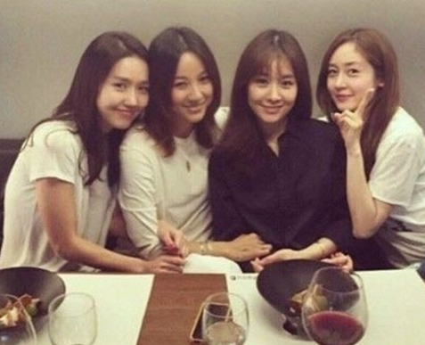 핑클 컴백, 21년 만에 다시 뭉쳤다 이효리·옥주현·이진·성유리 완전체 귀환