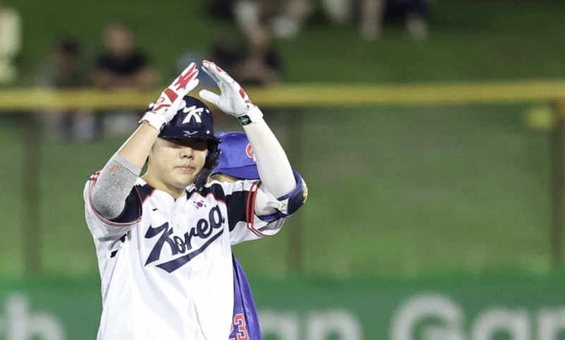 ⚾ “엥? 선수들이 왜 갑자기 산을 만들지?”2026 아시안게임 야구대표팀의 특별한 세리머니