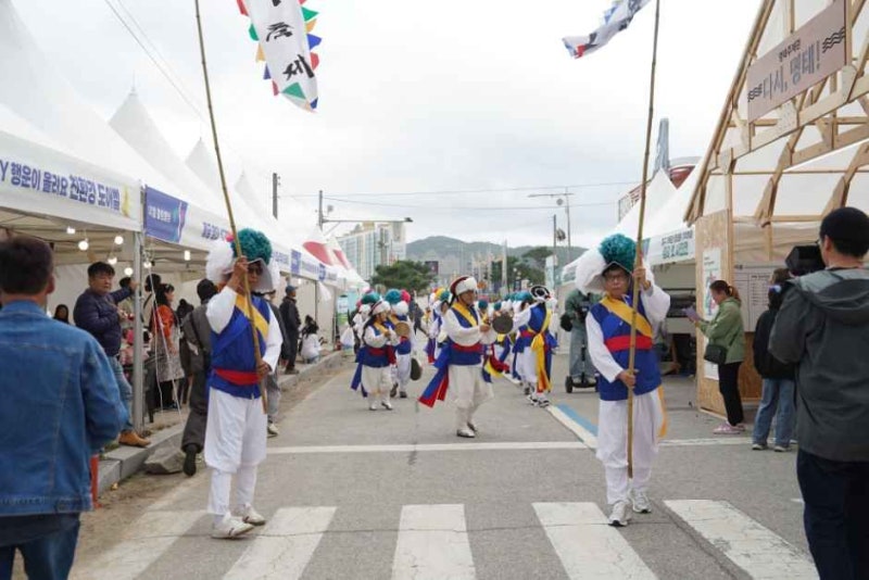 Goseong Festival: 2026 Goseong Pollock Festival Basic Information, Schedule, Programs, and Autumn Festival at Geojin Beach