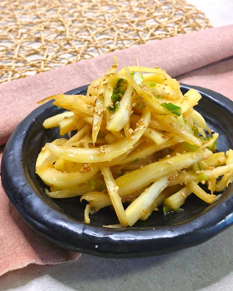 제사 도라지나물 볶음 레시피 쓴맛제거 도라지나물