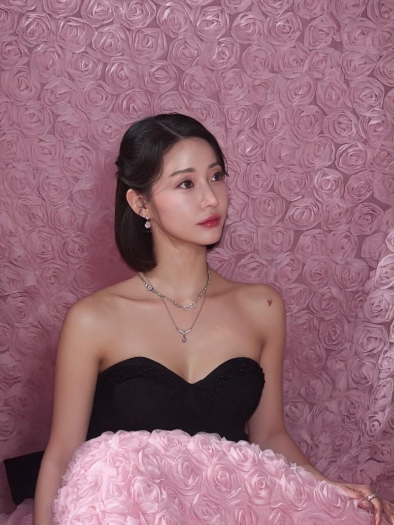 비키니 사진 올렸어 화제가 되었던 한그루는 누구인가?