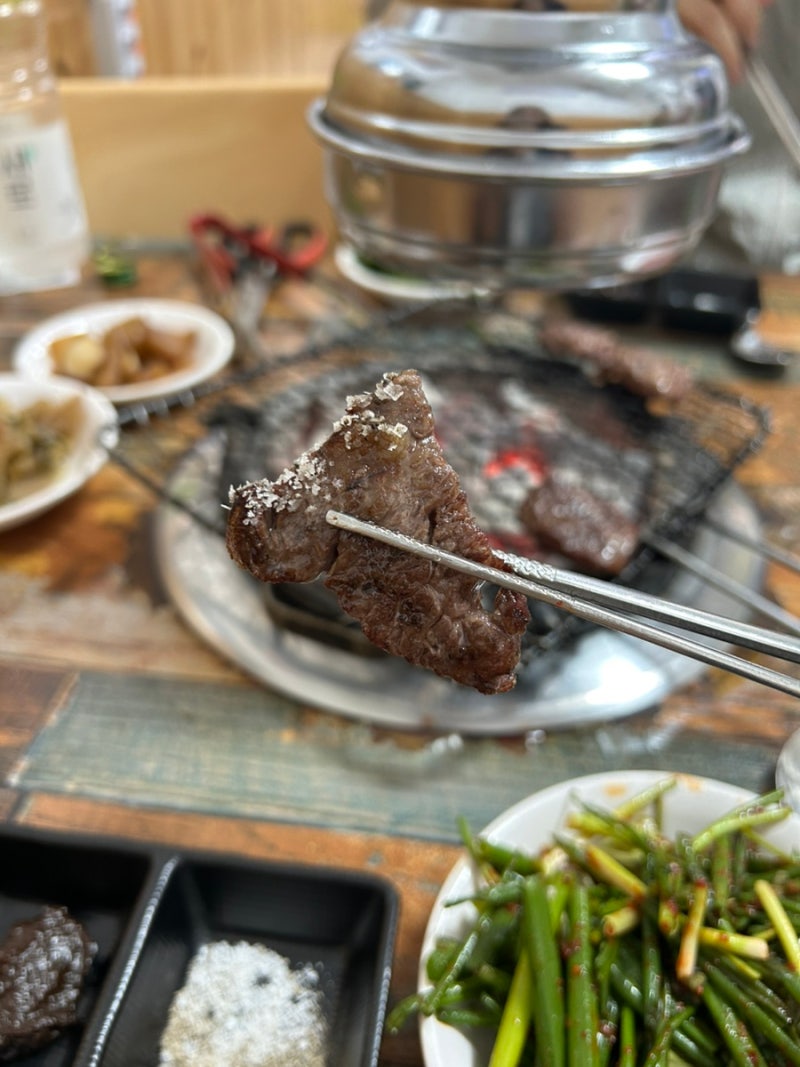 원주 중앙시장 초우식당 | 새우살과 안창살 숯불구이 후기