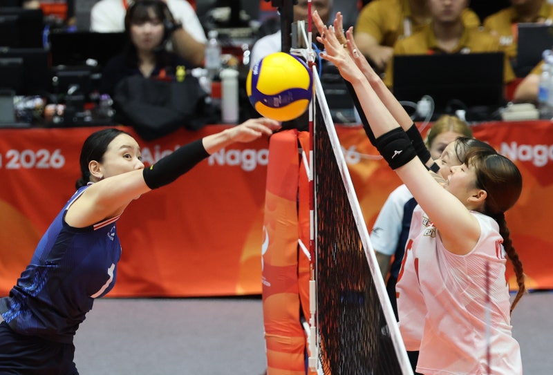 김연경 떠난 뒤 7연속 셧아웃 참패, 팬들이 결국 그 이름을 꺼냈다