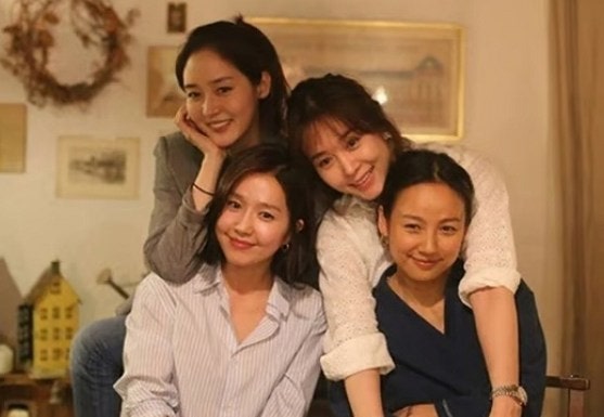 21년 만에 진짜 뭉친 핑클, 그런데 이번엔 뭔가 완전히 다르다