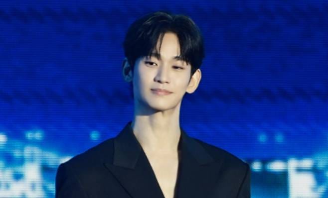 김수현 근황, 1년 6개월 만 국내 복귀 야윈 얼굴 이유 총정리