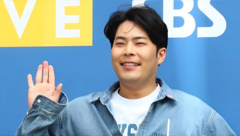 개그맨 김해준, 쇼핑몰 모델 시절 과거 사진 공개…"수염 없고 잔근육 폭발" 성형 의혹에 "치....