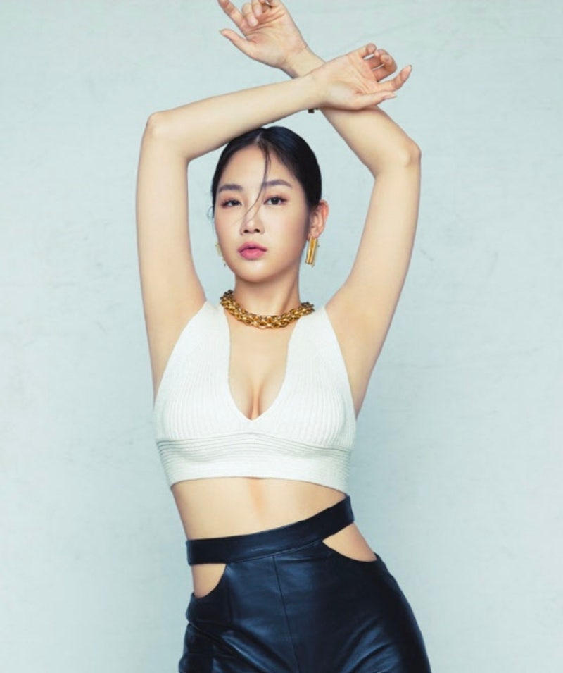 소유, 검지 반지 엄지 착용 “나 또 살 빠졌어” 달라진 몸에 본인도 깜짝