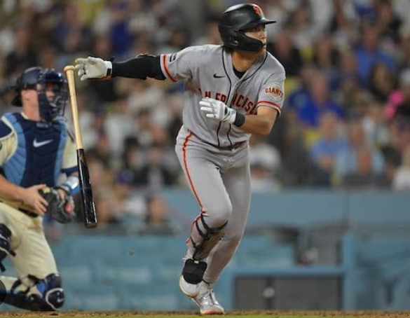이정후, 자신의 타구에 맞는 불운…아쉬움 속에 시즌 마감. mlb중계 해외스포츠 실시간