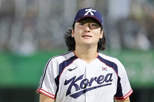 ⚾ 곽빈, 6이닝 노히트 '10K 탈삼진쇼'! 대만전 5-0 완승으로 한국 야구 산뜻한 출발 (김주원·김....