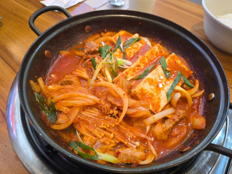 안양 관양동 맛집 옛날 김치찌개, 짜글이와 계란말이 솔직후기