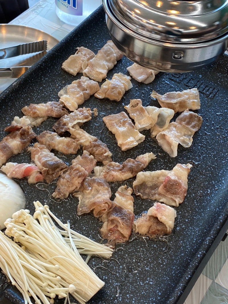 화성시 만세구 맛집 엉터리 무한대패 향남롯데시네마점 가성비 좋은 냉삼 돼지고기 무한리....