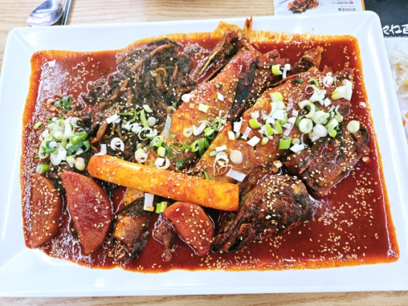 시래기 듬뿍 코다리찜에 막걸리 무한리필까지! 제천 맛집 황금코다리에서 골드바 받자