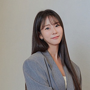 카라 한승연 목 디스크 치료 중에도 대학 축제 무대…팬들 “이제 좀 쉬었으면” 걱정