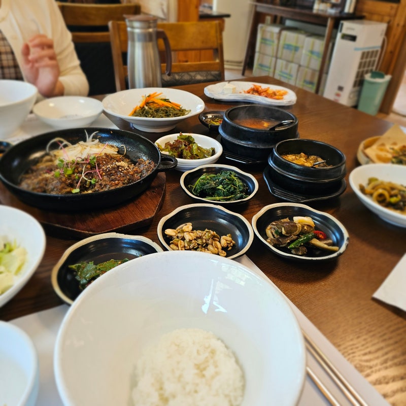 내 인생 최고의 한식 맛집! 공주 계룡산 맛집 한식 밥꽃하나피었네 천년초떡갈비정식 후기