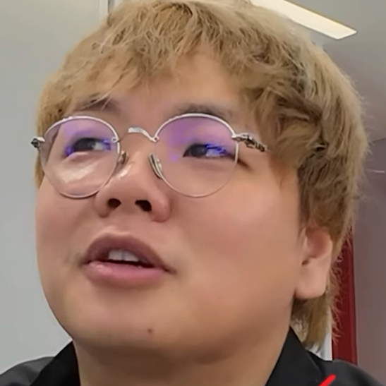 "200만원대" 곽튜브 명품안경 친숙함과 은밀한 사치의 경계
