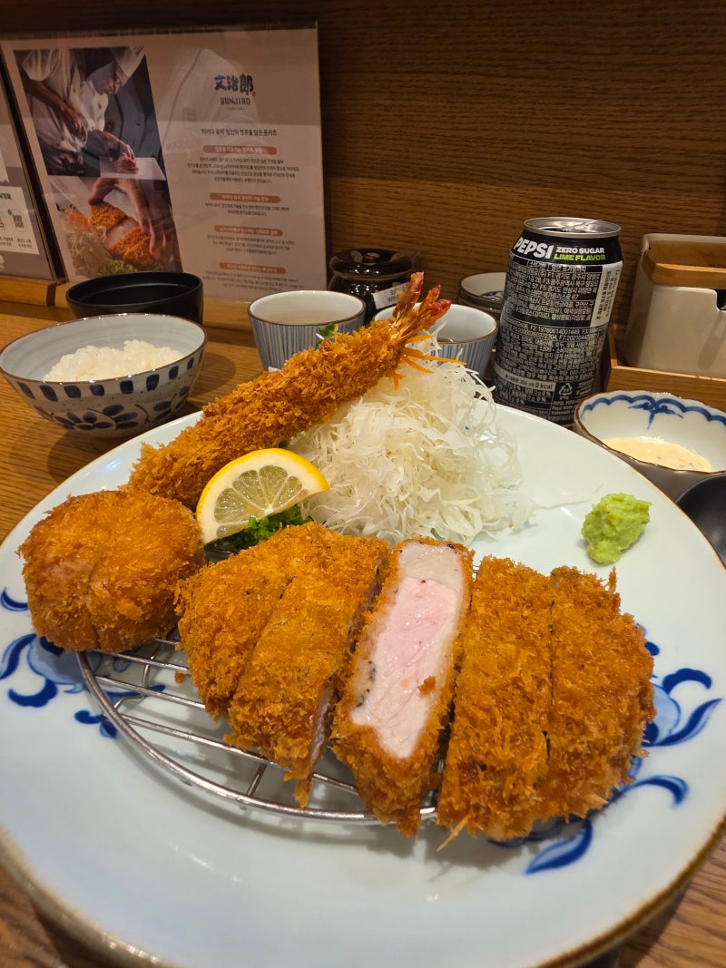 잠실 돈카츠 롯데월드몰 5층 맛집 분지로 주말 웨이팅 시간