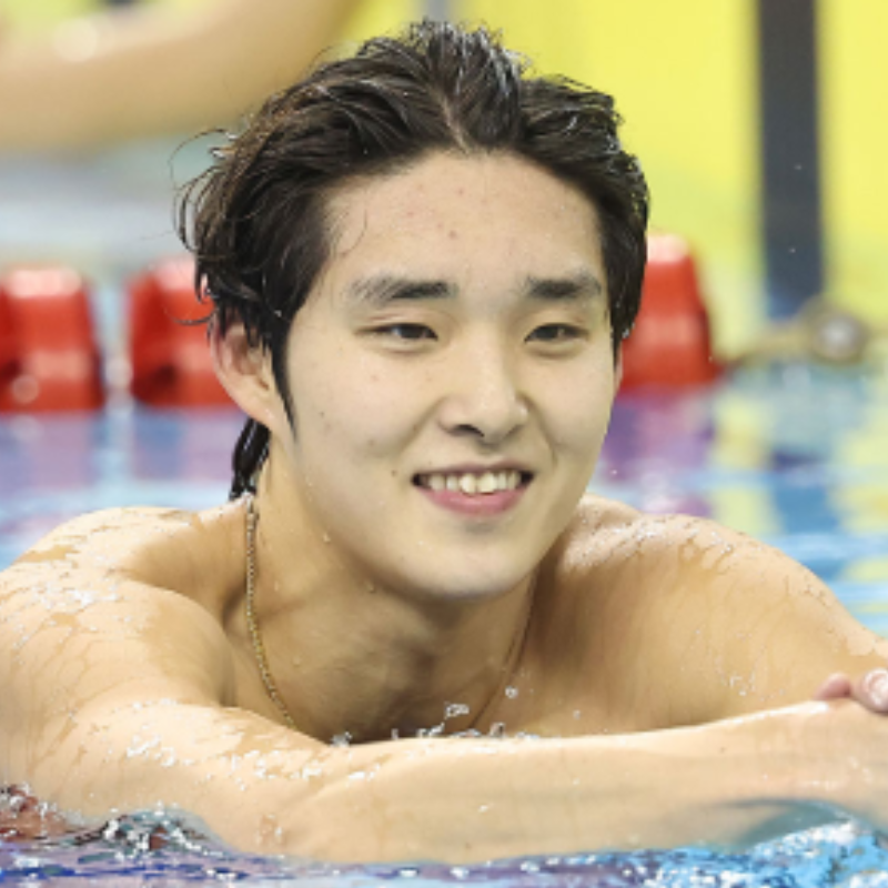 6종목 도전하던 김우민, 어깨 부상에 자유형 200m 출전을 접었다