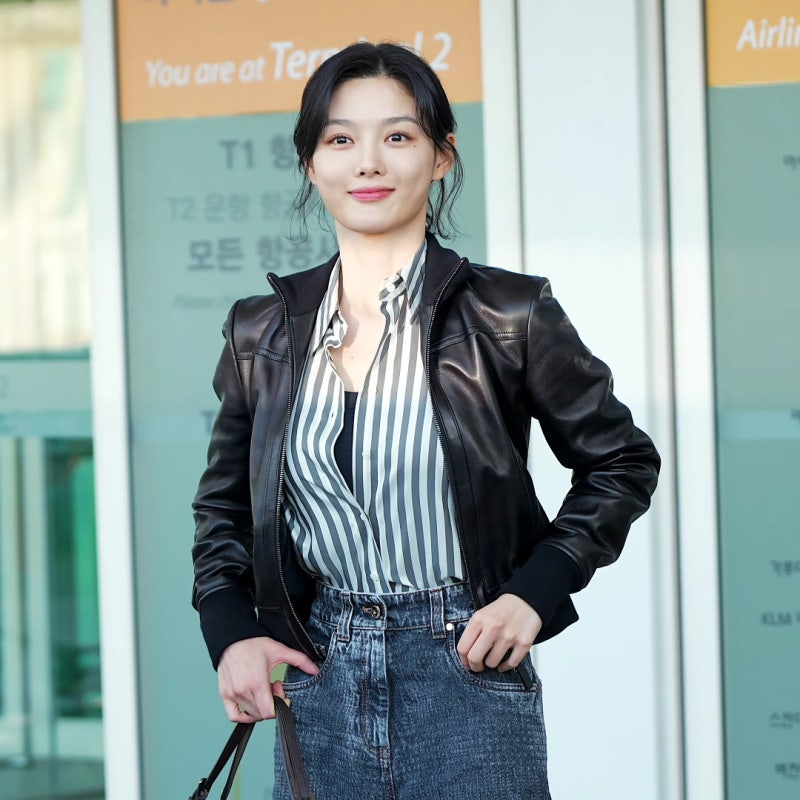 얼굴로 천만원대 가죽자켓 이긴 김유정 공항패션