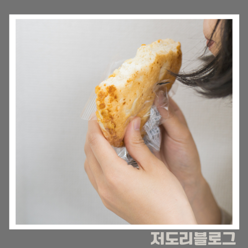 곰팡이 핀 음식을 모르고 먹었는데 그냥 배만 아프고 마는 건가요?