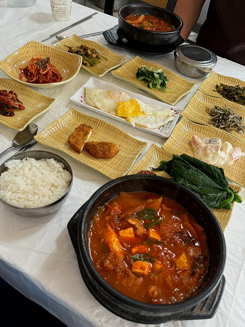 맛집 | 군산 조촌동 시청 맛집 - 영화식당 (김치찌개)