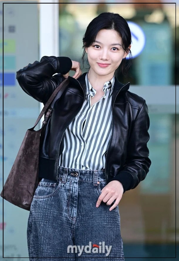 김유정 공항패션, 밀라노 출국 가죽재킷 데님 코디 정리