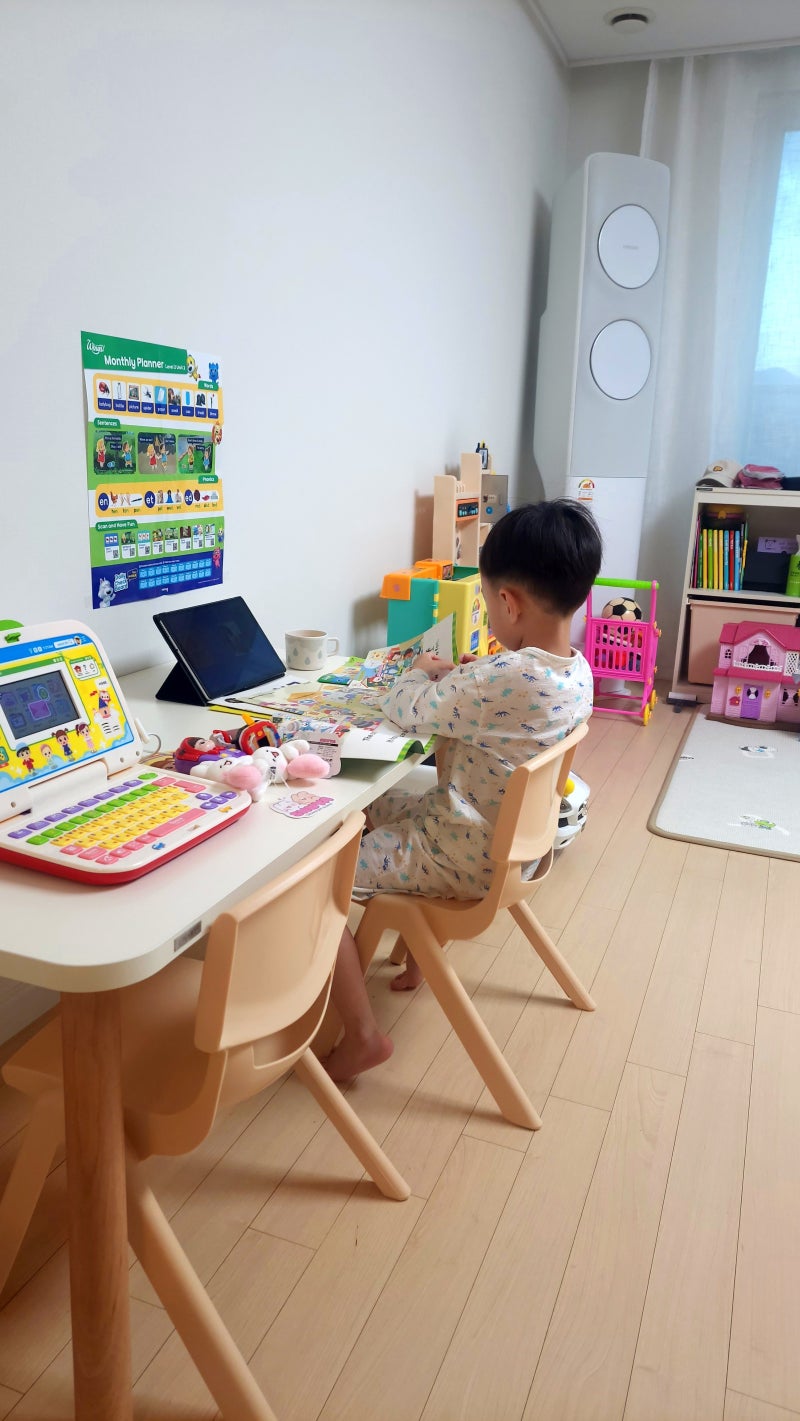 리바트 꼼므 1200 아이책상 직접 써보고 남기는 솔직 후기(아이 첫 책상 추천!)