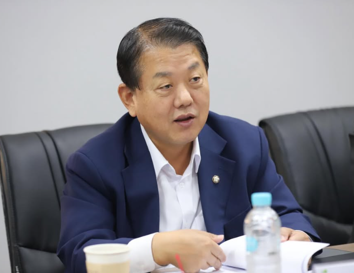 한동훈, 4성 장군 출신 김병주에 “민주당 똥별”…金 “군 비하 말라”