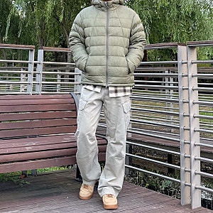 카키색 코디에 반함! 에잇세컨즈 올데이 에어 경량패딩 남자 가을 코디 후기