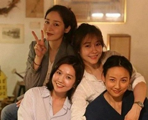 21년 만의 귀환 핑클 완전체 컴백이 단순 추억 팔이가 아닌 결정적 이유